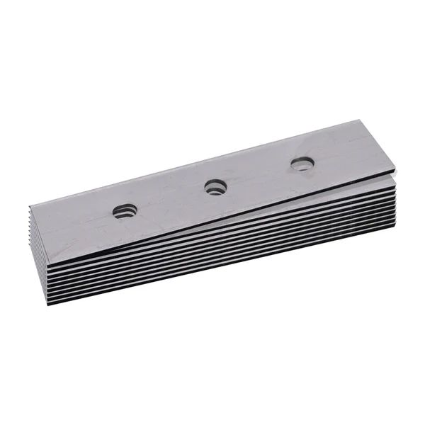 Crystalwhite Soft Grip Stainless Steel Scraper and 100mm Blade - Image 3